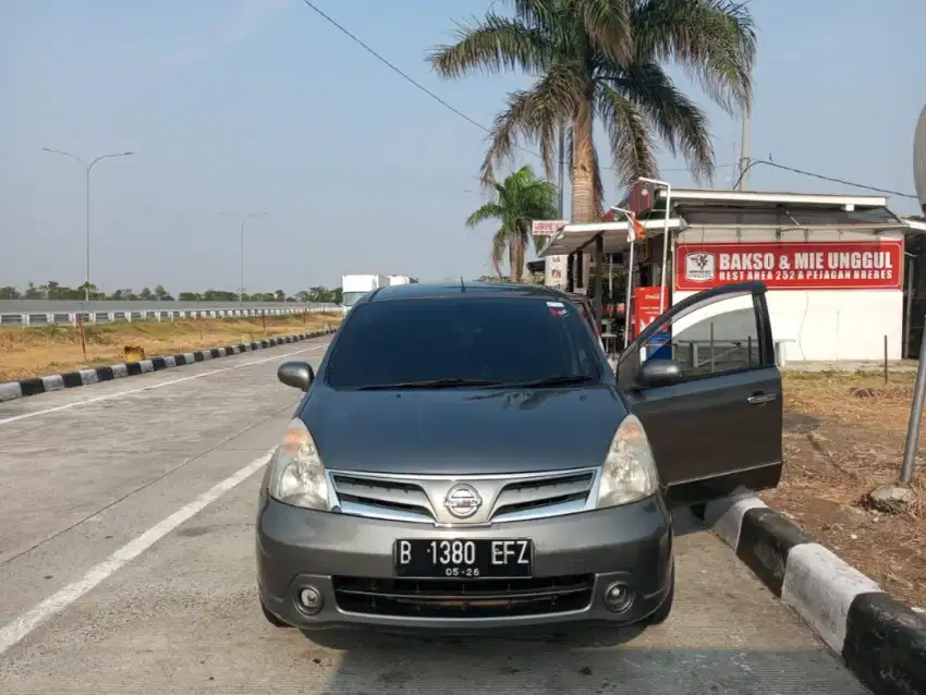 Grand Livina 2012 XV Manual mobil pribadi