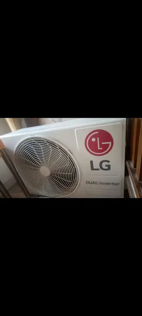 Jual AC 1,5 PK merek LG