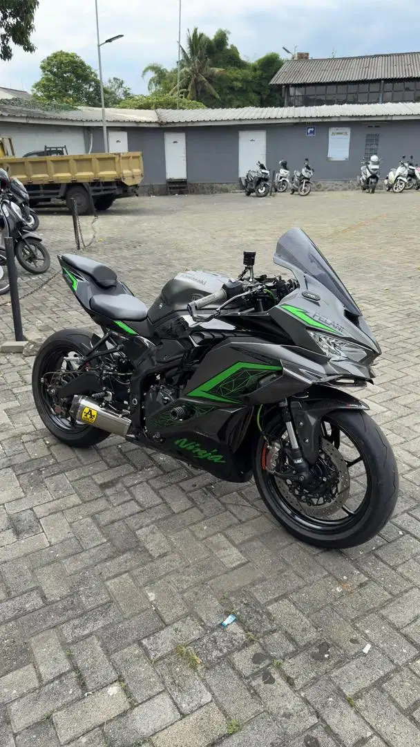 ZX25R ABS SE QS 2023