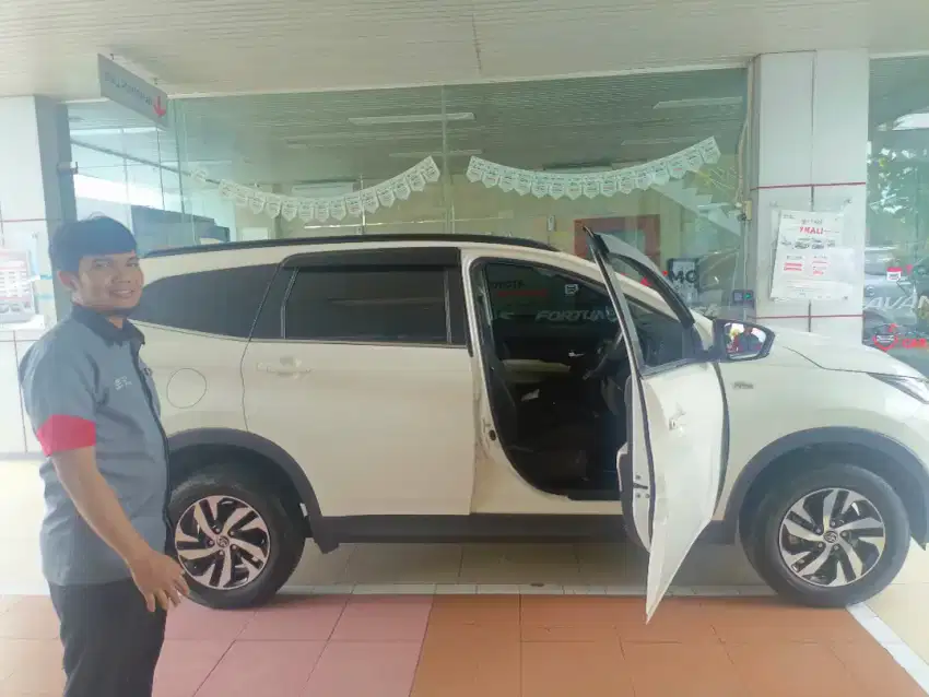 Toyota Rush Matic Bekasi