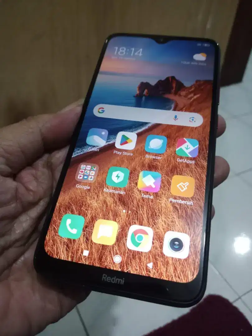 Redmi 8.. 3/32.. lcd ori.. murrah