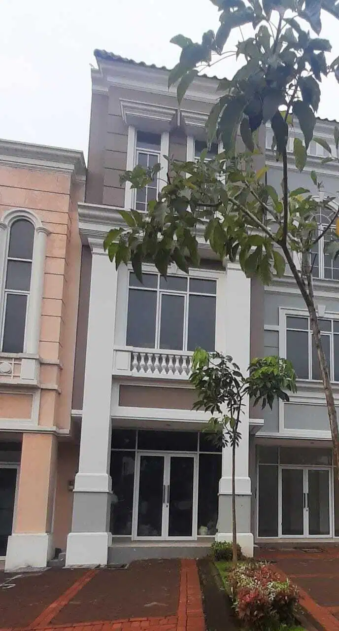 Dijual Ruko siap Huni di Komplek Ruko Paramount Village Semarang