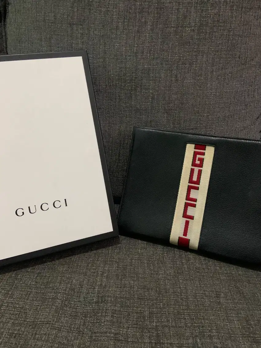 Gucci cluth stripe