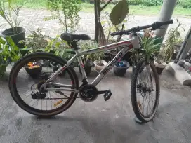 sepeda gunung merek byciclo