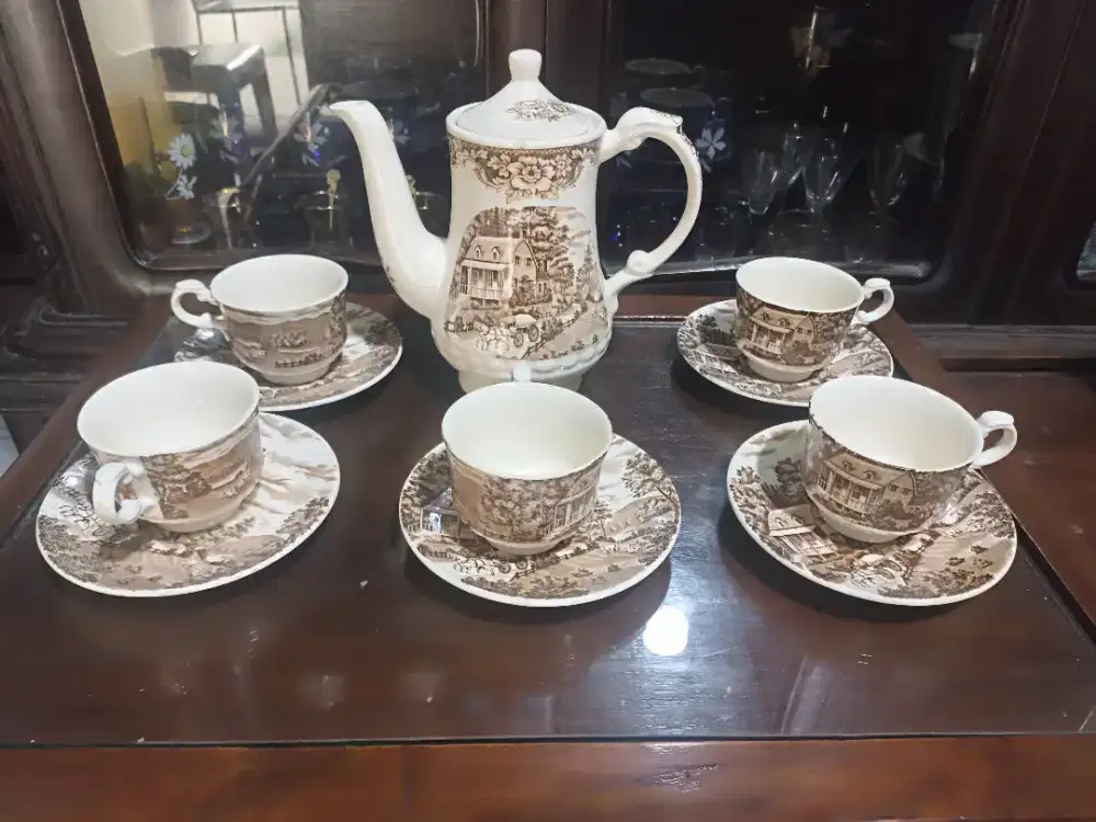 Tea set homestead