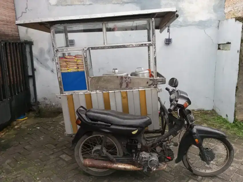 Jual becak beserta gerobak bakso dan perlengkapan