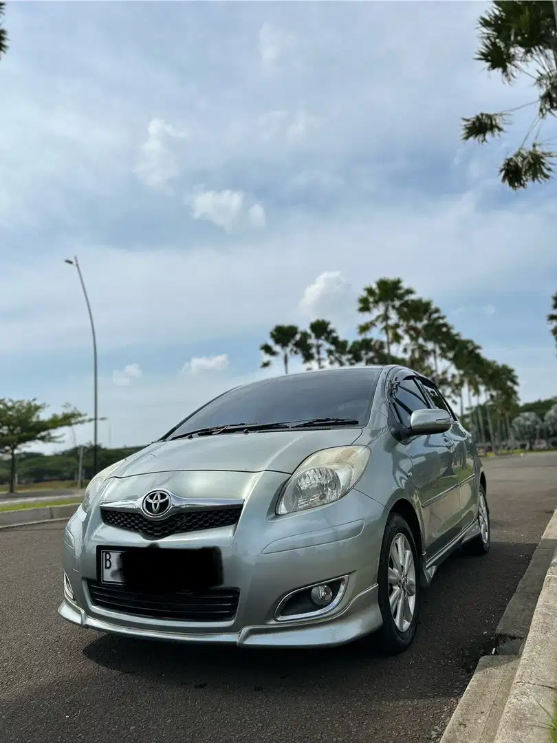 Toyota Yaris 2010 Bensin