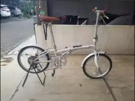 Dijual Cepat Sepeda Lipat London Taxi Folding Bike 206S Ivory