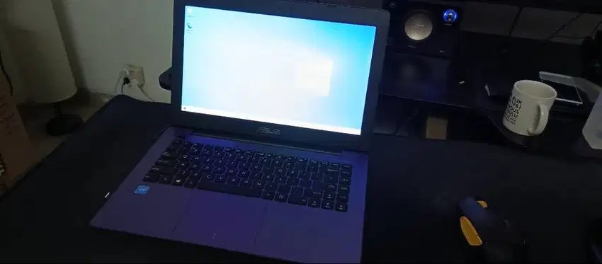[Laptop] ASUS X453S / Intel N3050 / 2GB DDR3L / UHD / HDD 500GB / 14