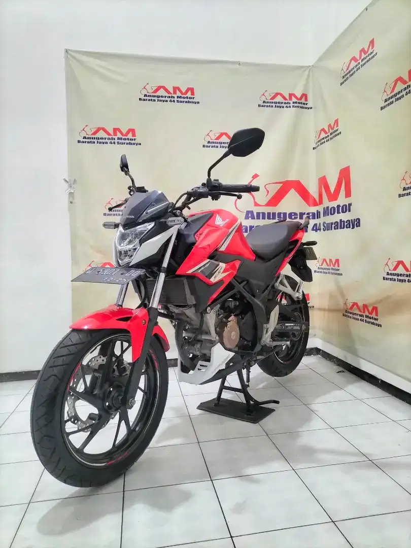 Ready Km 2 Ribu Honda CB 150 R SE Tahun 2020 warna merah