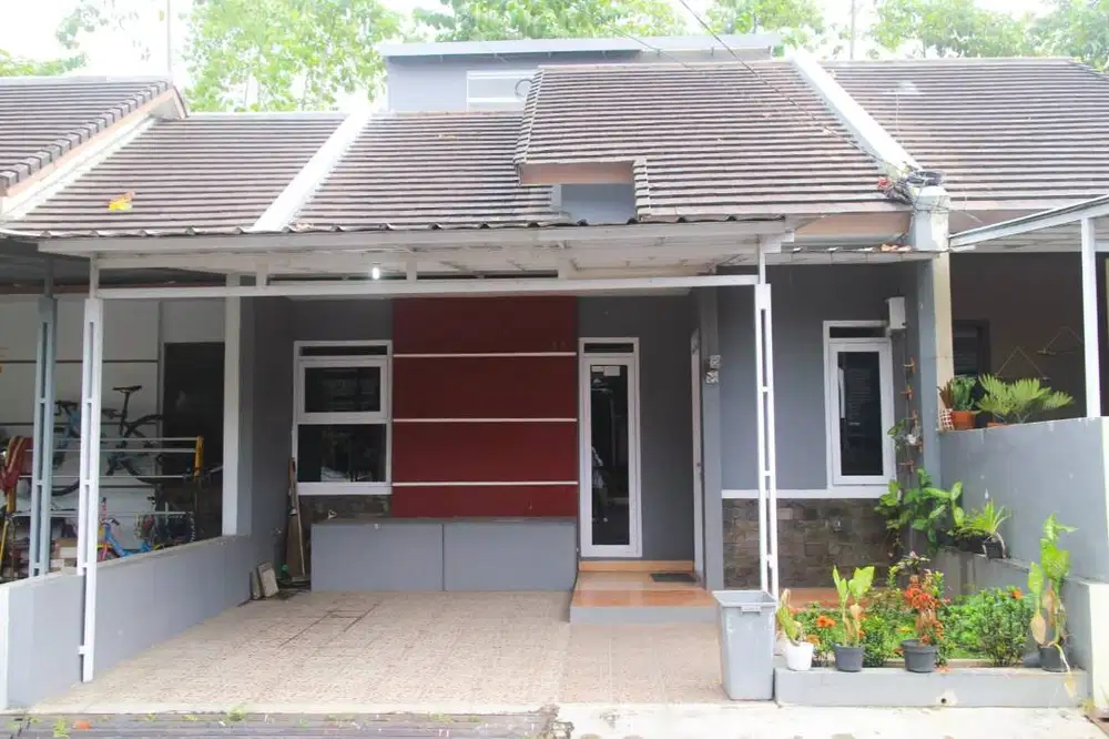 JUAL RUMAH NEGOTIABLE, LOKASI STRATEGIS