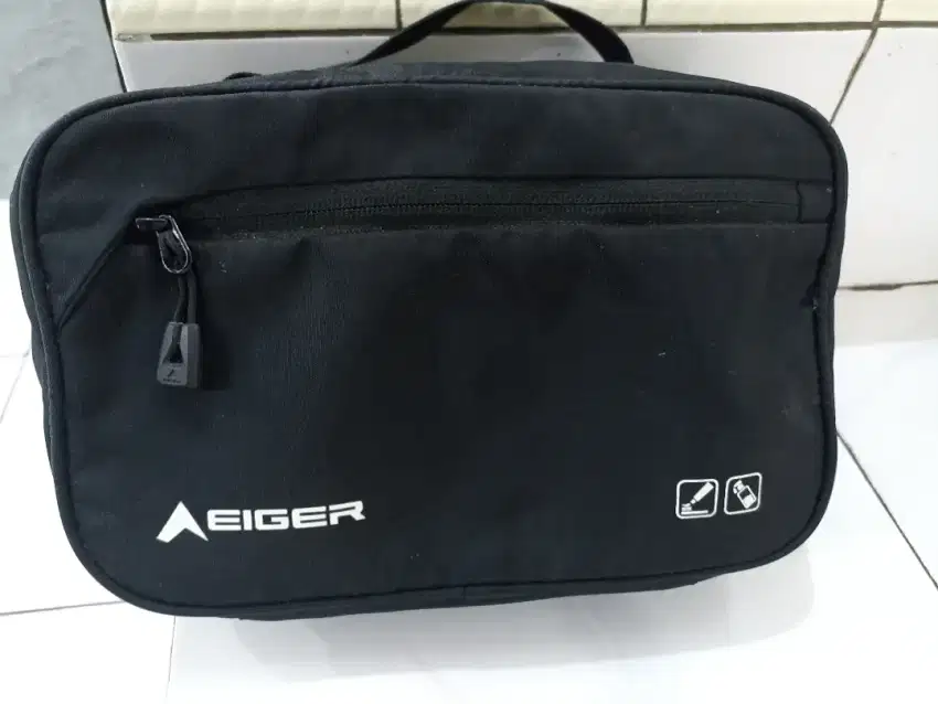 POUCHBAG EIGER ori