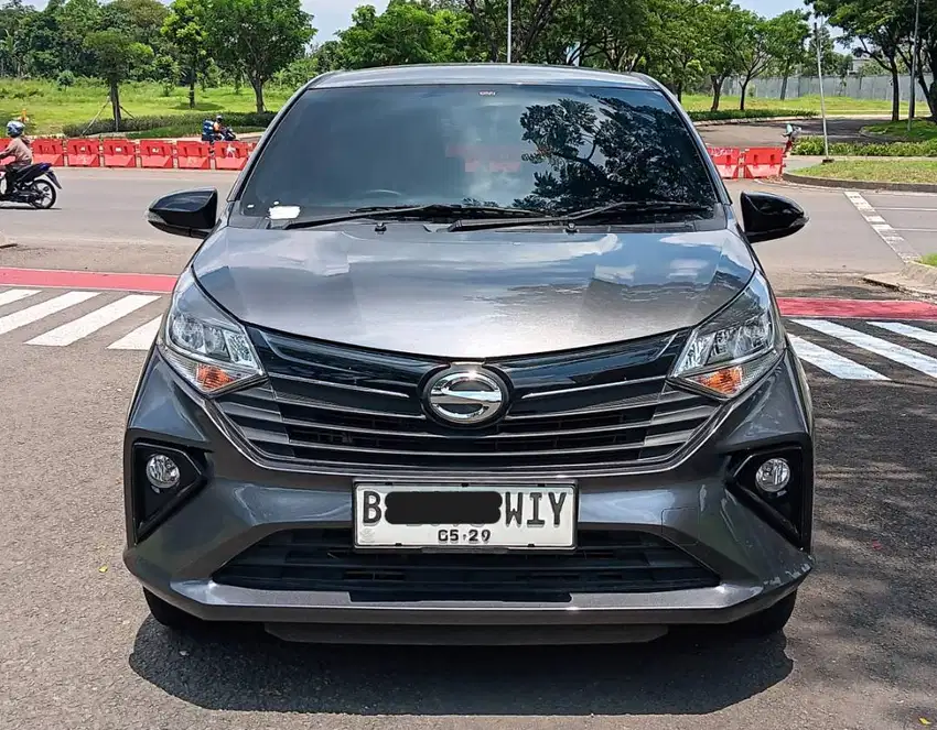 DAIHATSU SIGRA 1.2 R MT 2024