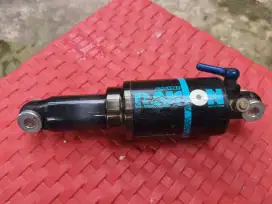 ((REAR SHOCK))SR SUNTOUR EX POLYGON PLATEU 2.0