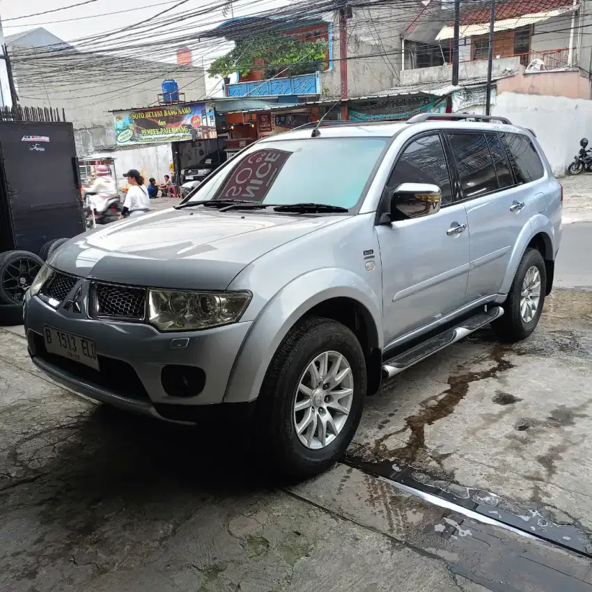 PAJERO DAKKAR 2X4 matic diesel DP bisa 0% / angs 4 jtaan