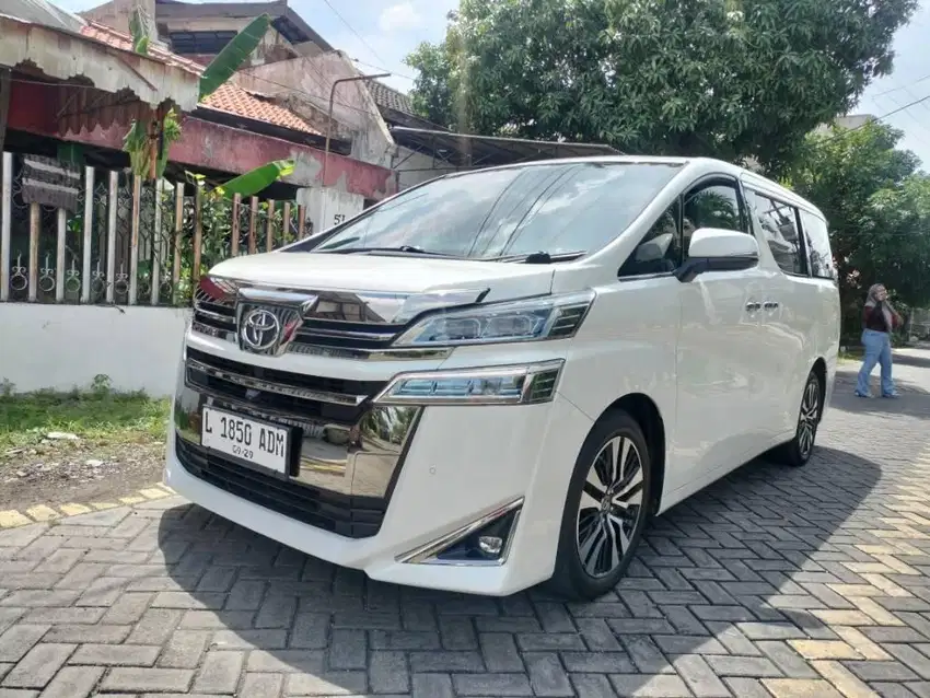 Toyota Vellfire 2.5 G Bensin Automatic/At 2019 super Istimewa