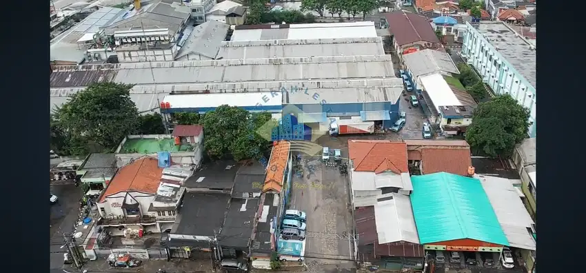 Disewakan Gudang di Jalan Raya Bogor, Susukan, Pasar Rebo - Jakarta