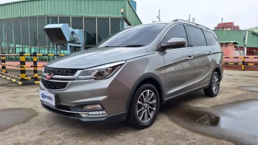 [OLXmobbi] Wuling Cortez 1.5 LT Lux Plus Bensin-AT 2022 Silver