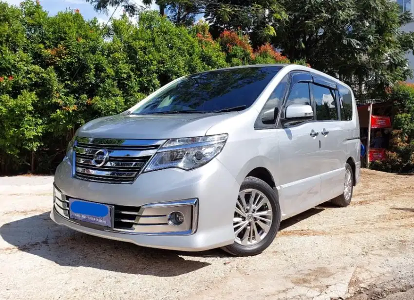 [OLXmobbi] Nissan Serena 2.0 Highway Star Panoramic Bensin-AT 2016