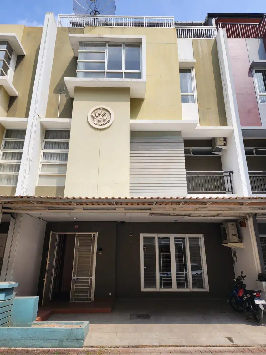 DIJUAL CEPAT Rumah Bagus di Gading Lavender, Kelapa Gading, Jakarta