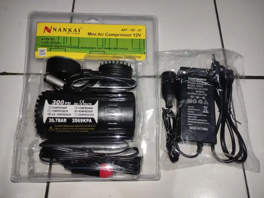 Mini air compressor set with charger