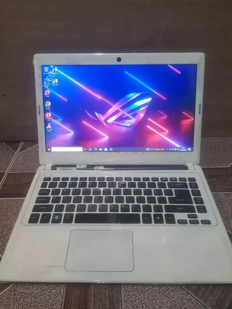 Laptop Acer V5 471 Ram 4gb SSD 128gb murah meriah