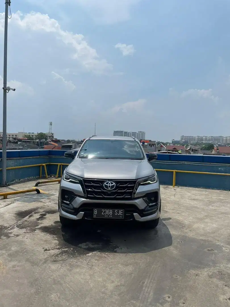 Fortuner 2.4 A/T GR 2021