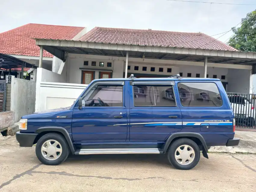 Toyota Kijang Grand Extra 1.8 LGX Long Tahun 1996 Full Orisinil