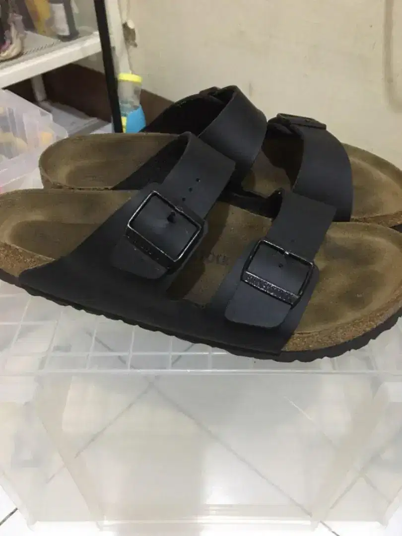 Preloved birkenstock Arizona BS Black size 44