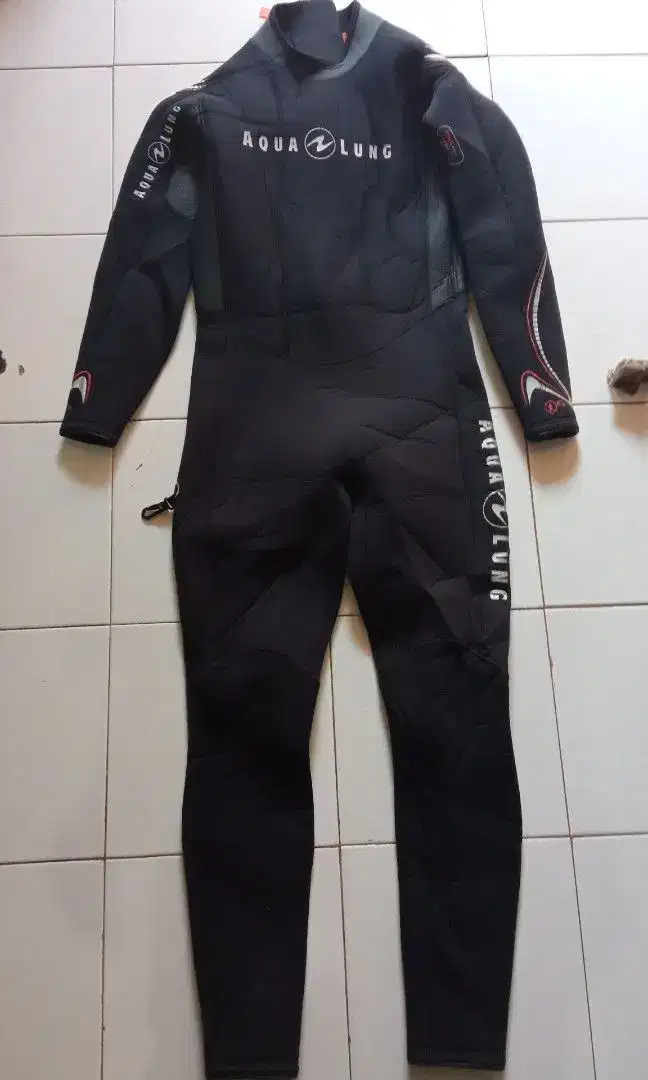 Wetsuit aqualung baju selam diving renang 3mm size XL
