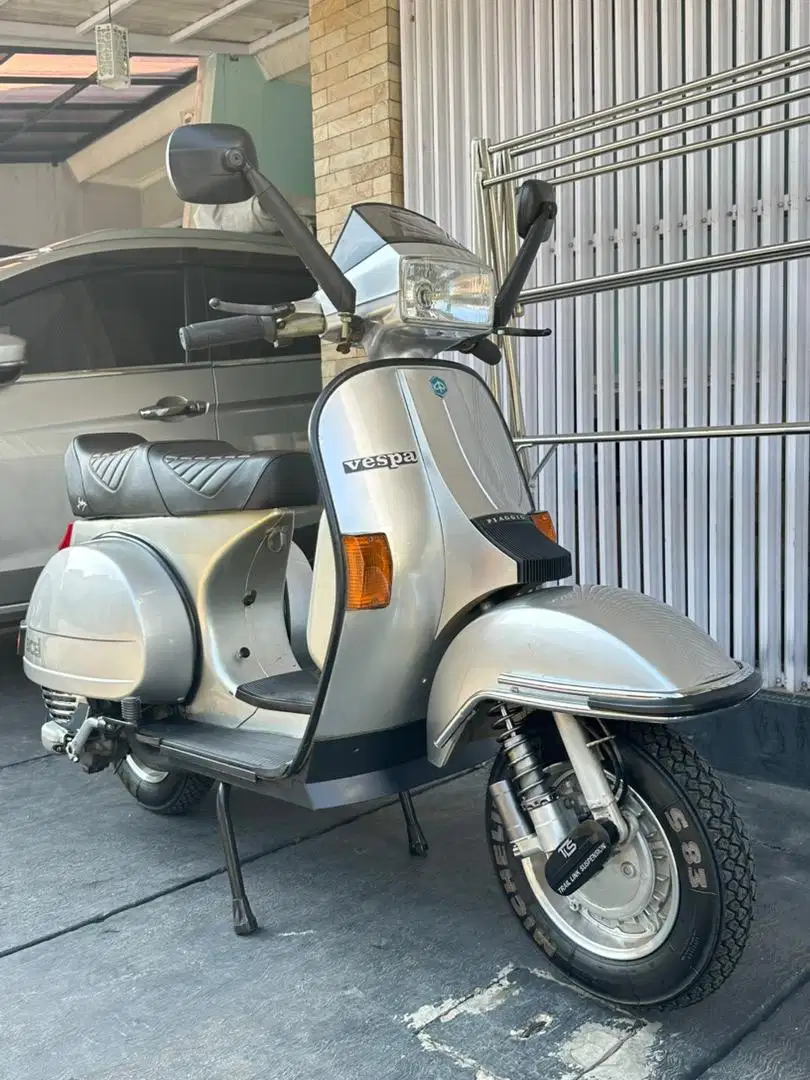 Jual vespa excel 150 tahun 2002 excel