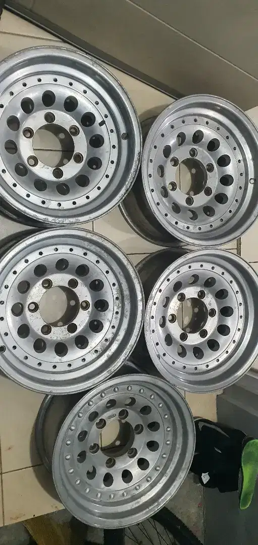 Velg Chalenger R15 Hardtop FJ40, Fortuner, Hilux PCD 6x139.7