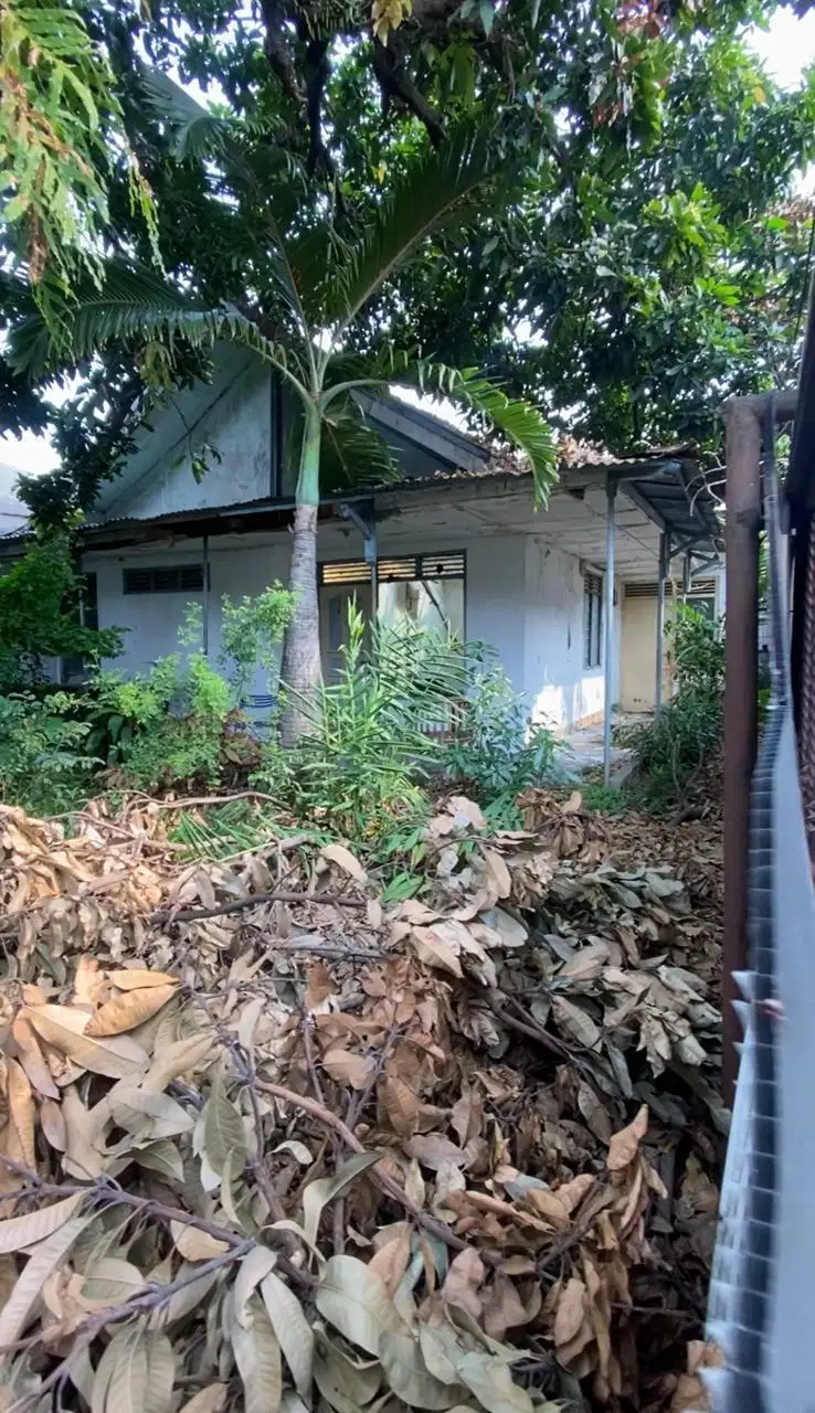 Rumah Hitung Tanah Dalam Komplek di Cipete Luas 300m2