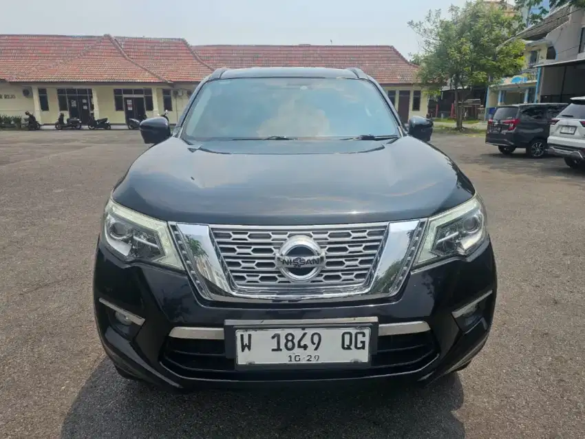 Nissan Terra VL 2.5 Automatic 2018