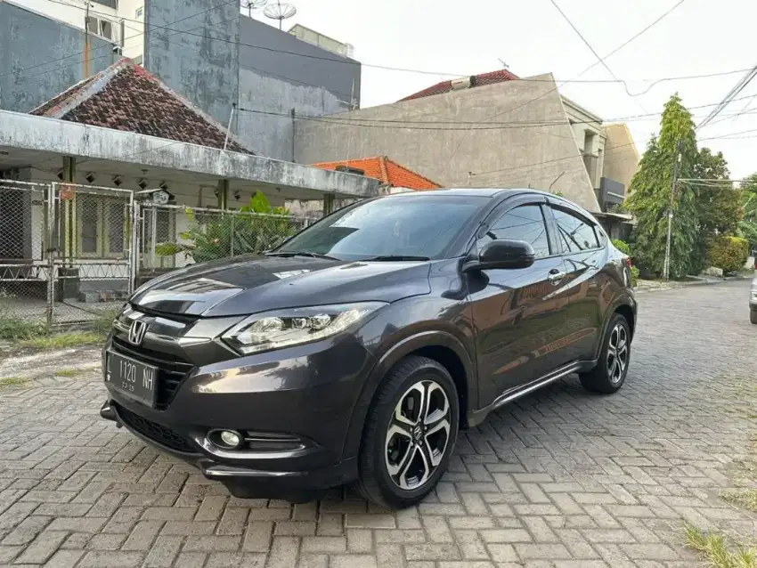 Honda HRV PRESTIGE TAHUN 2015.SUNROOF BEST SELLER