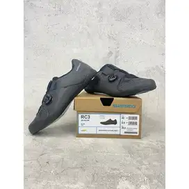 Sepatu Cleat SHIMANO RC3 Size 42