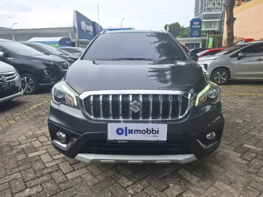 [OLX Mobbi] Suzuki SX4 Abu 1.5 S-Cross Bensin-MT 2018 VMY