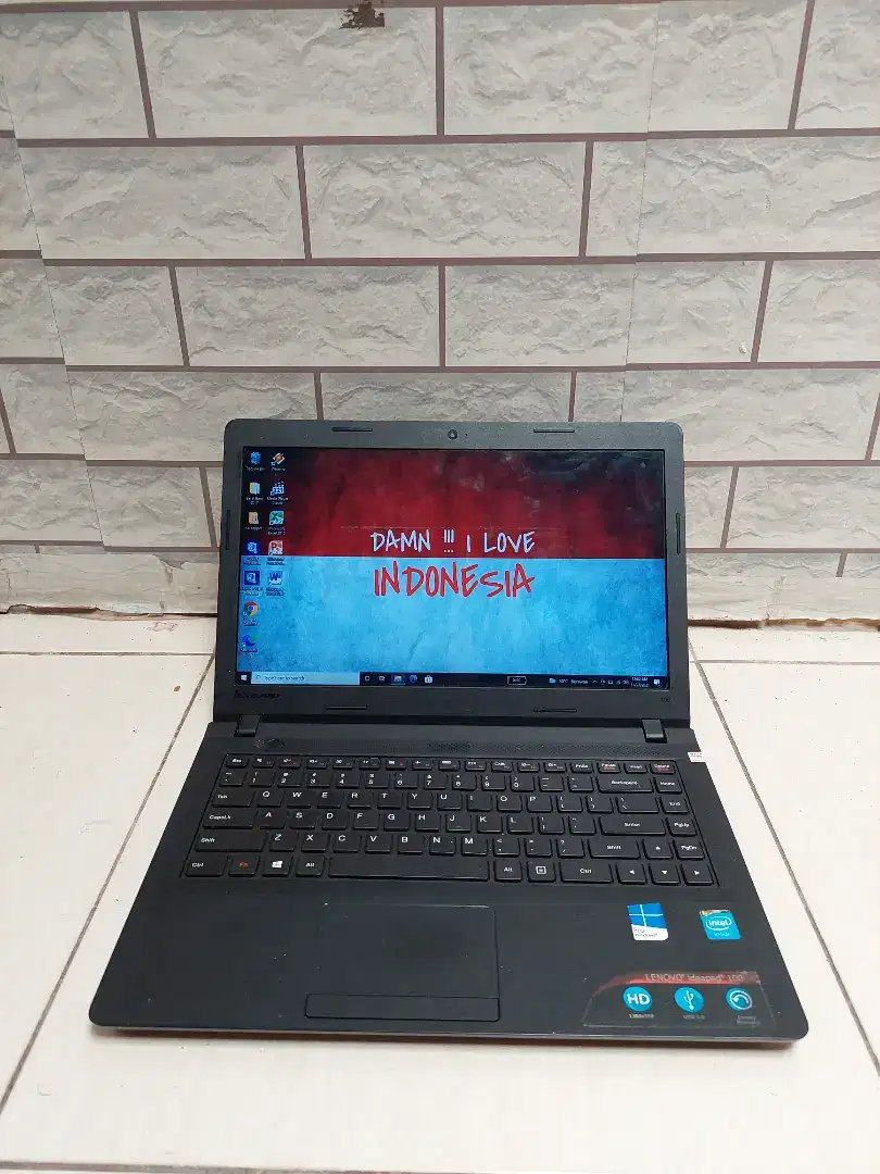 Lenovo Ideapad 110 RAM 8GB Layar Jernih. Batre Awet (Siap Pakai)