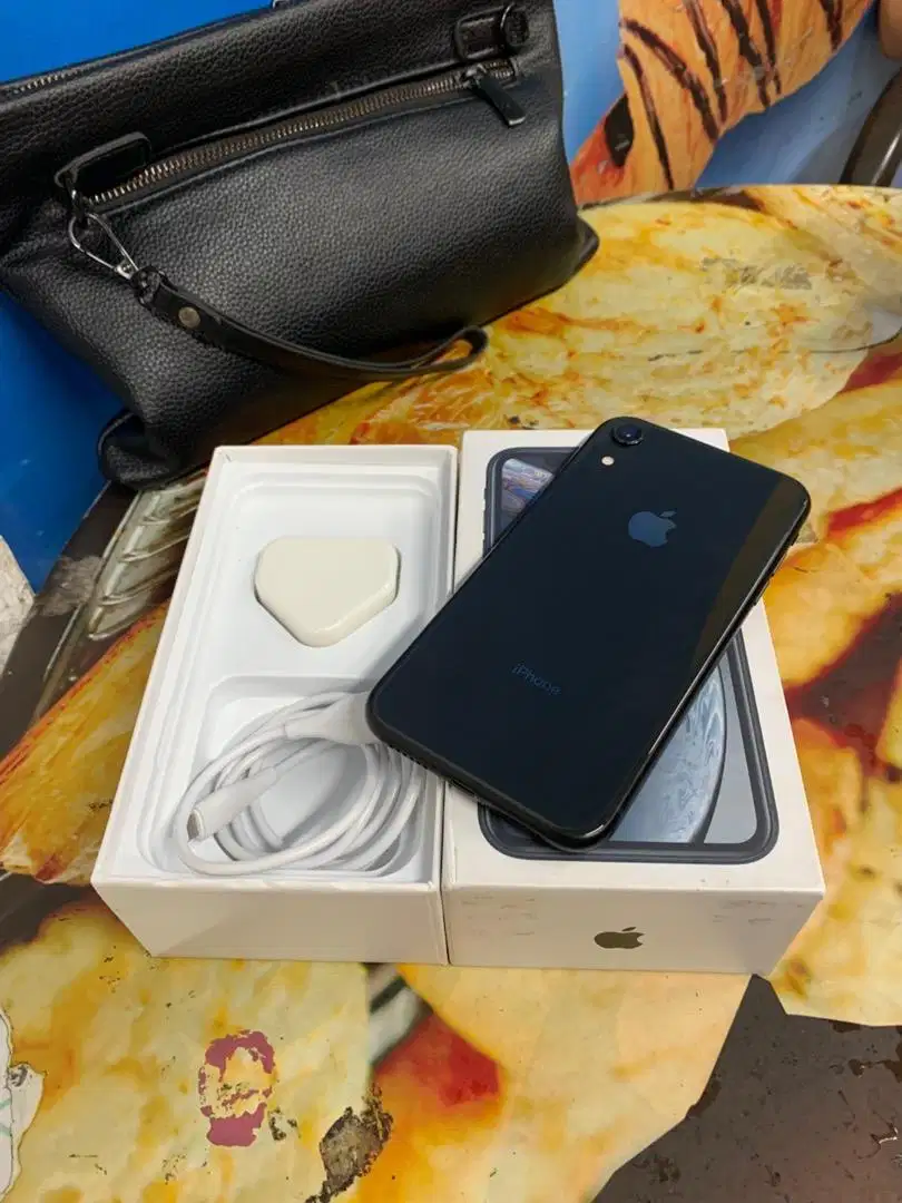 iphone xr 128gb ibox PA/A