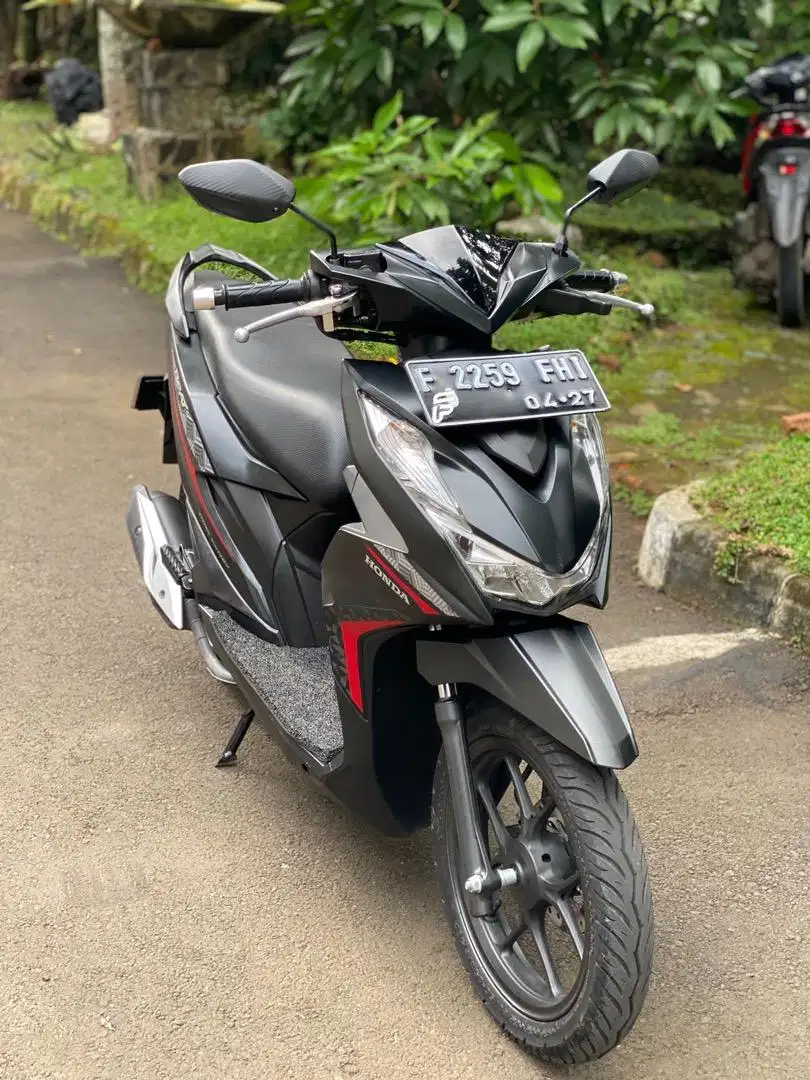 Honda Beat CBS ISS ( Deluxe ) Thn 2022 Hitam Mulus