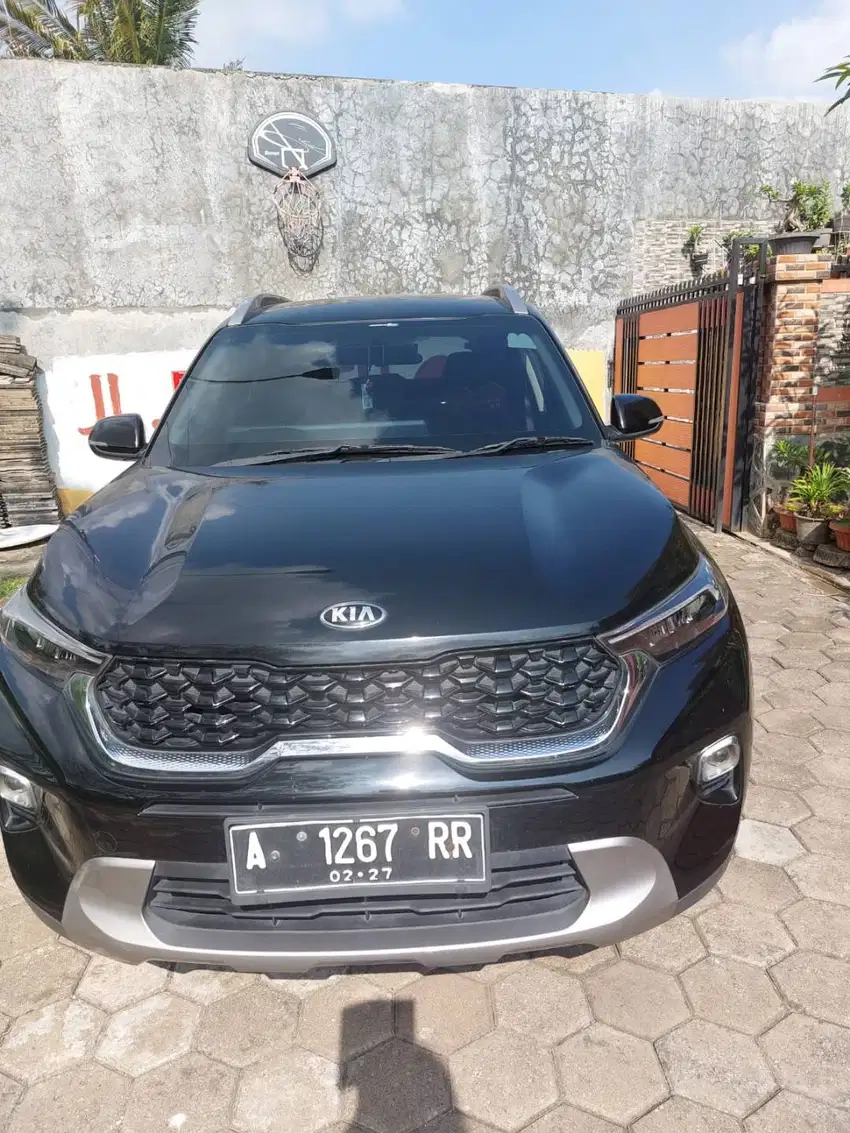 Mobil KIA Sonet GLS 1.5 AT