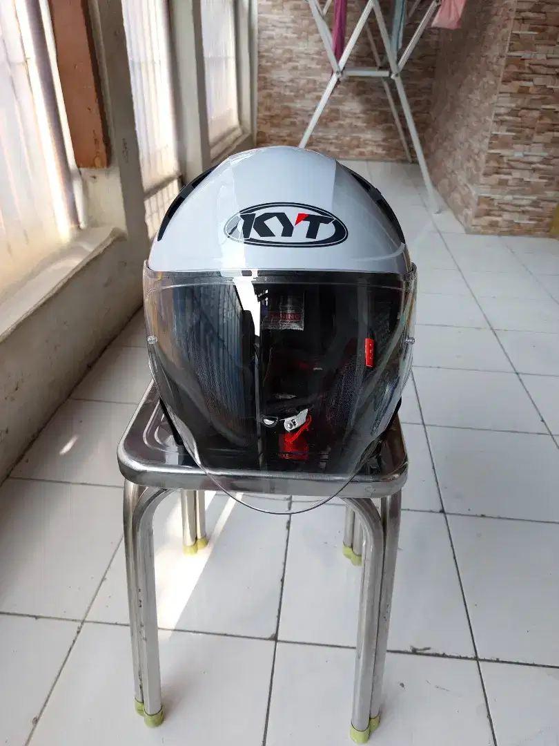 Helm KYT TTR JET