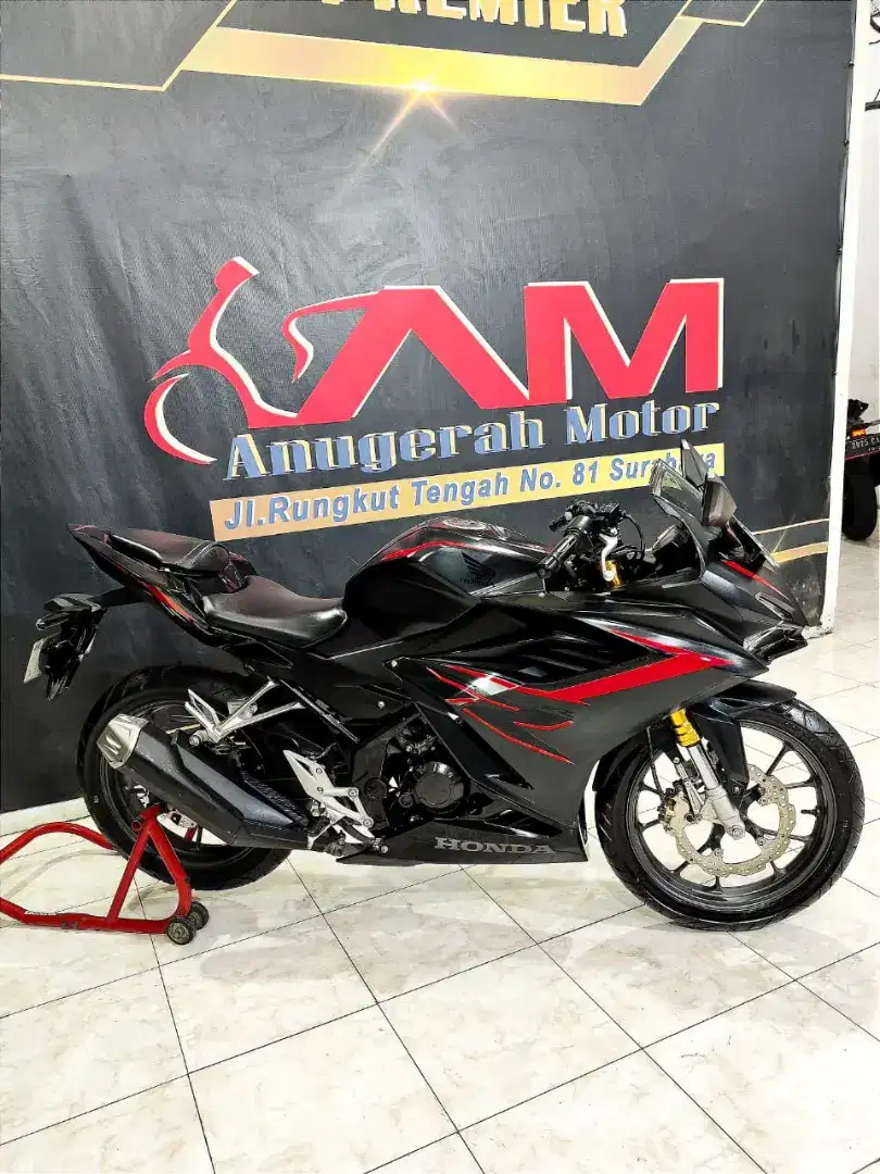 DP 3jt Honda New CBR150R FI USD TH 2022 Anugerah motor rungkut