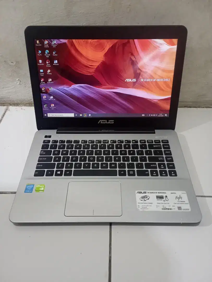 Laptop Asus gaming ram 8Gb ssd windows 10-64bit siap pakai