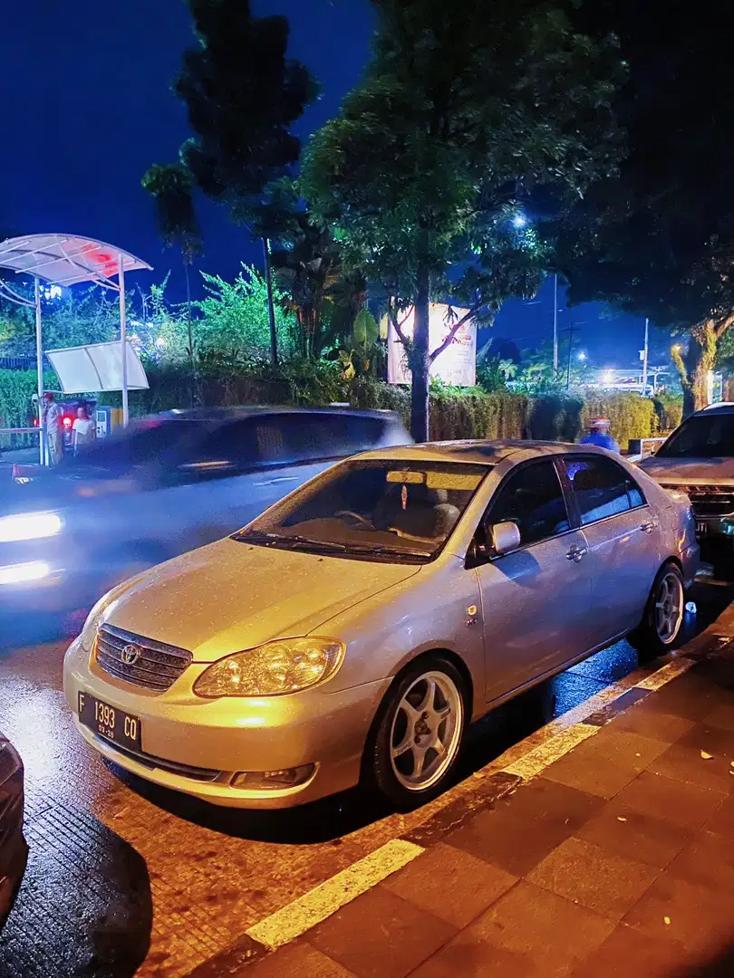 Toyota Corolla Altis 2004 Bensin