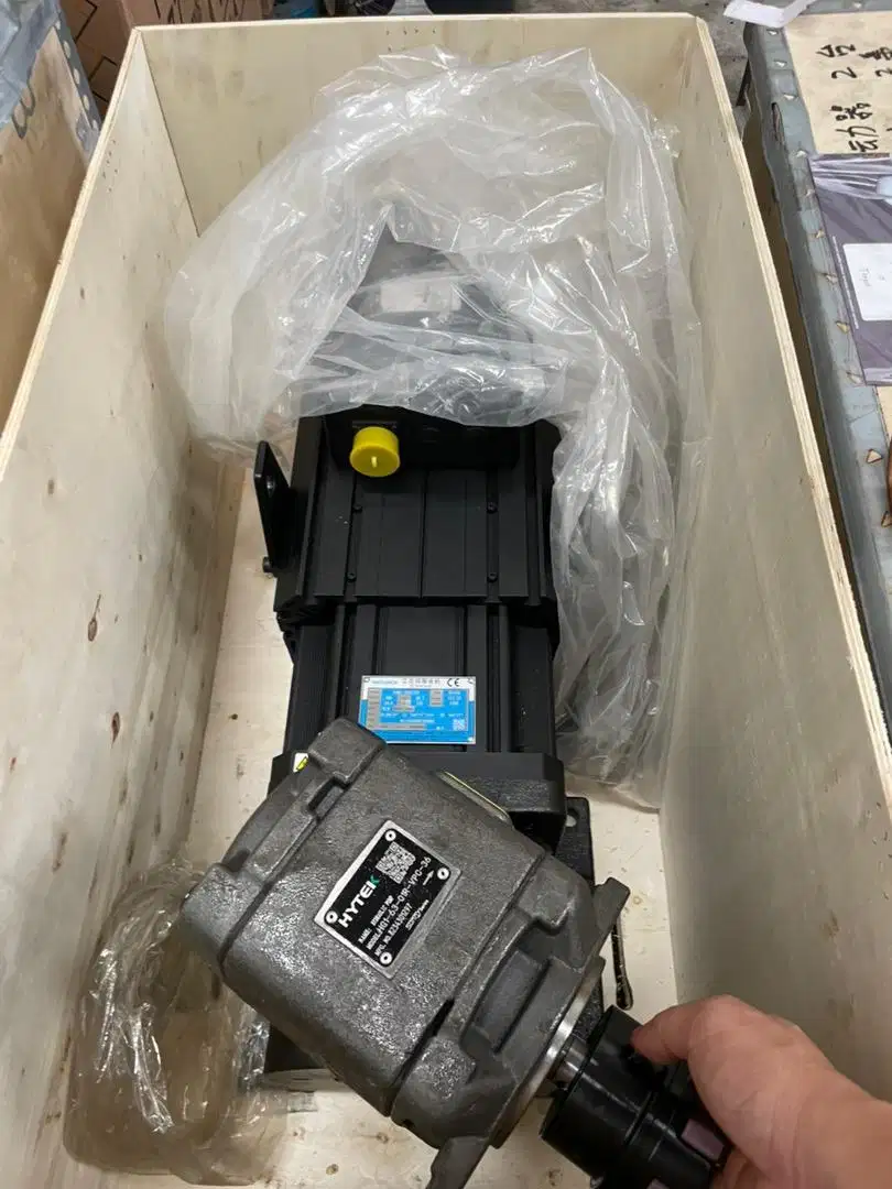 servo inovance+pompa