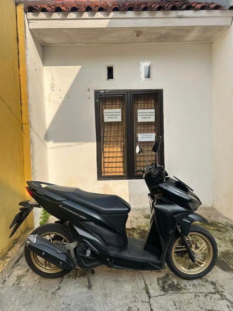 Vario 150 exclusive matte black