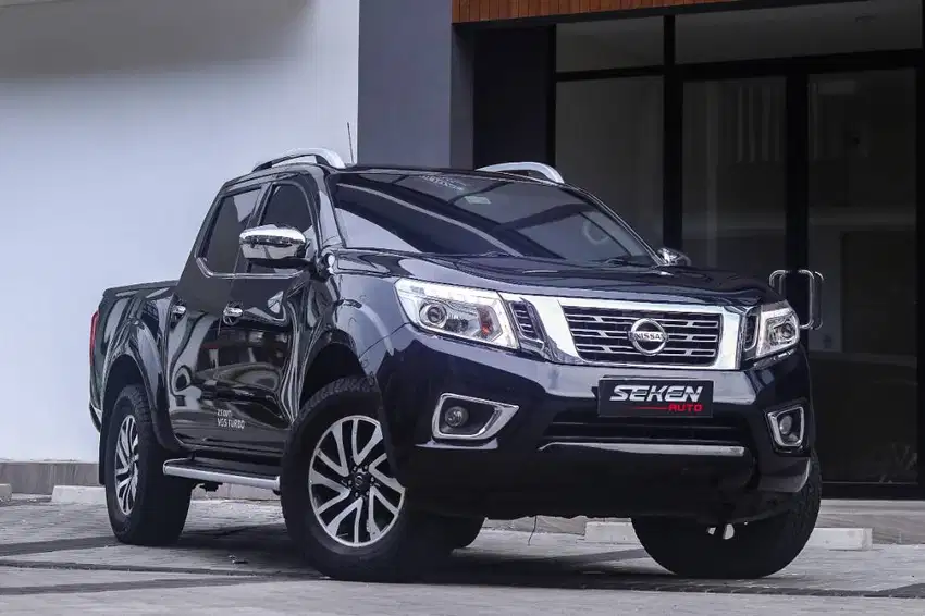 Nissan Navara 2.5 NP300 VL Diesel Solar NP 300 VL AT Matic 2015 Hitam