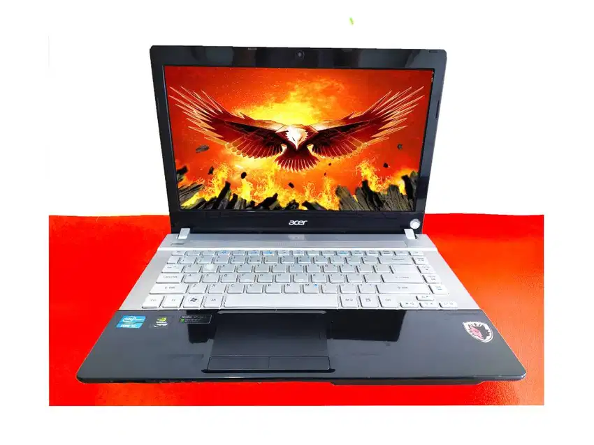 ACER CORE i5 NvidiaGforce laptop mulus terawat (OK)