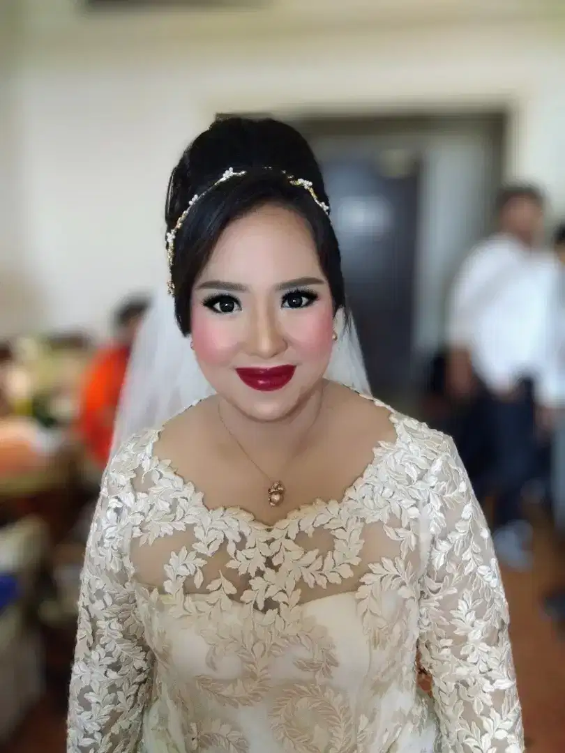 Jasa MakeUp Artist dan Hair / HijabDo